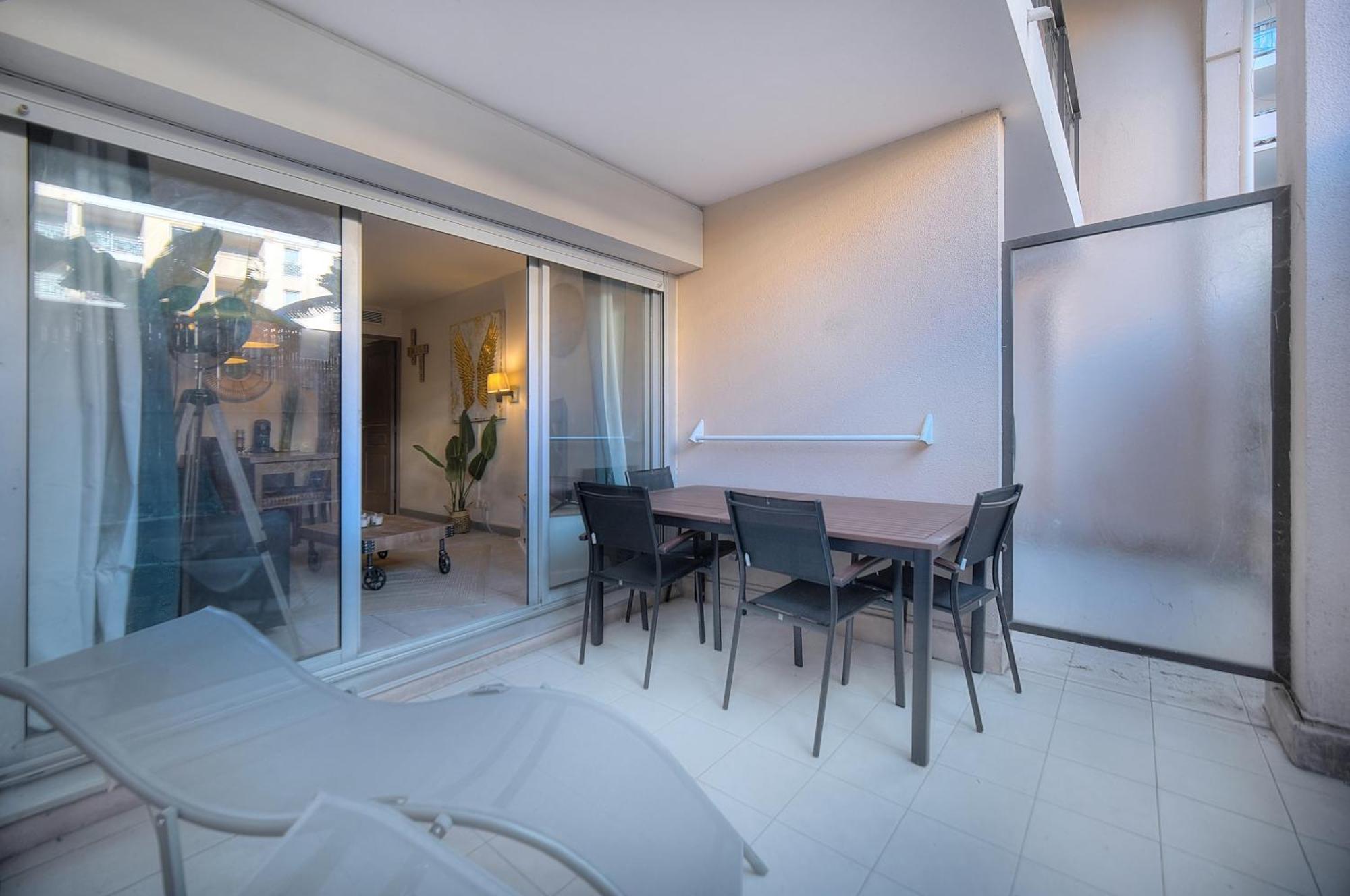 Apartment Les Cinq - 2 Min Mer - Piscine - Terrasse - Vca
