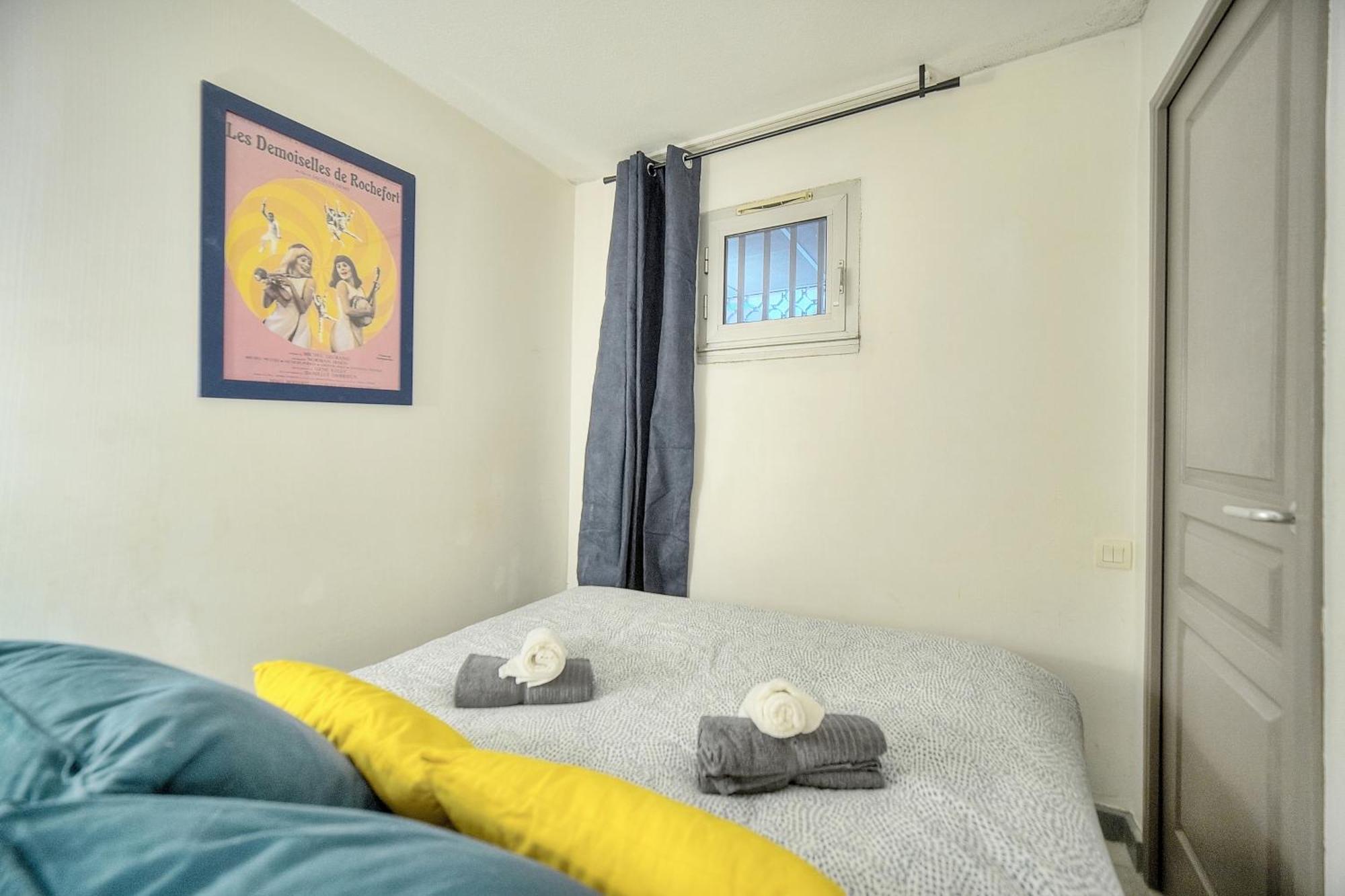Les Cinq - 2 Min Mer - Piscine - Terrasse - Vca Apartment
