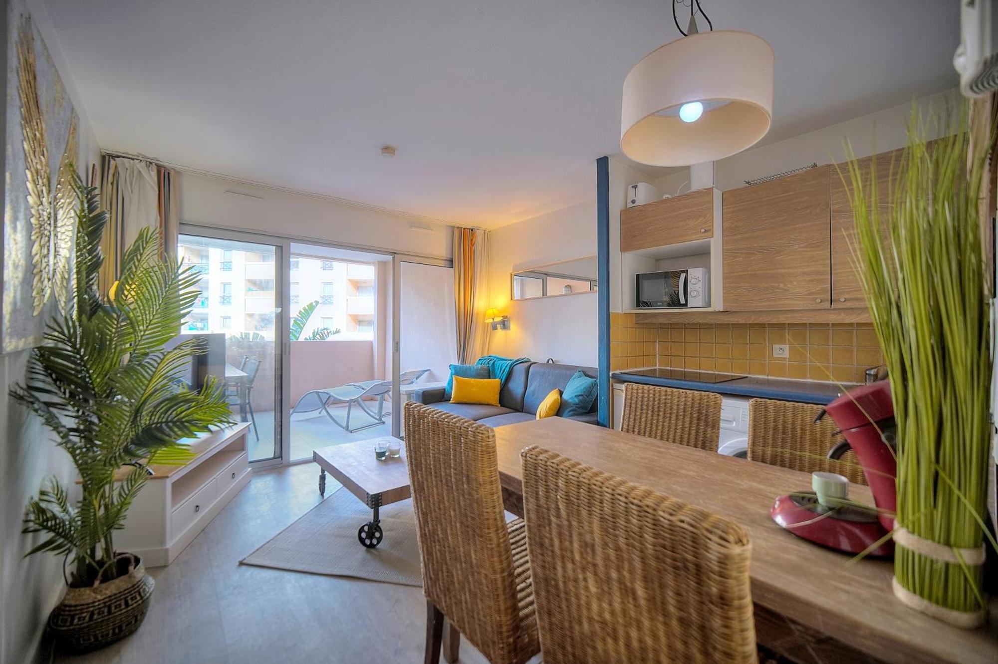 Apartment Les Cinq - 2 Min Mer - Piscine - Terrasse - Vca